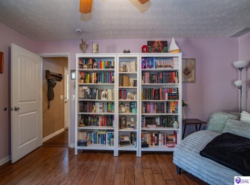 Eagle Point, Brandenburg, Kentucky 40108, ,3 BathroomsBathrooms,For Sale,Eagle Point,HK24004275