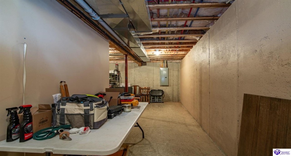 Eagle Point, Brandenburg, Kentucky 40108, ,3 BathroomsBathrooms,For Sale,Eagle Point,HK24004275