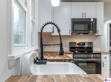 Cedar Hill Drive, Elizabethtown, Kentucky 42701, ,2 BathroomsBathrooms,For Sale,Cedar Hill Drive,HK24004276