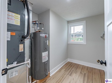 Cedar Hill Drive, Elizabethtown, Kentucky 42701, ,2 BathroomsBathrooms,For Sale,Cedar Hill Drive,HK24004276