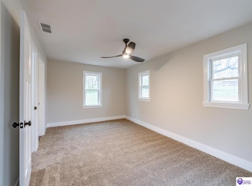 Cedar Hill Drive, Elizabethtown, Kentucky 42701, ,2 BathroomsBathrooms,For Sale,Cedar Hill Drive,HK24004276