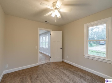 Cedar Hill Drive, Elizabethtown, Kentucky 42701, ,2 BathroomsBathrooms,For Sale,Cedar Hill Drive,HK24004276