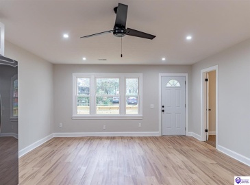 Cedar Hill Drive, Elizabethtown, Kentucky 42701, ,2 BathroomsBathrooms,For Sale,Cedar Hill Drive,HK24004276