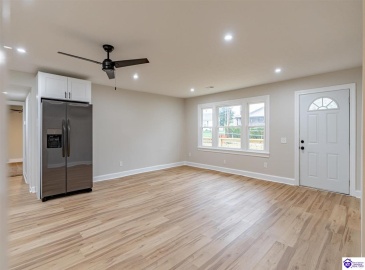 Cedar Hill Drive, Elizabethtown, Kentucky 42701, ,2 BathroomsBathrooms,For Sale,Cedar Hill Drive,HK24004276