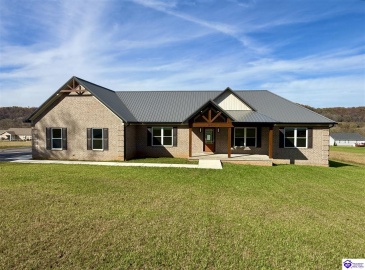 Heavenly Haven Drive, Horse Cave, Kentucky 42749, ,2 BathroomsBathrooms,For Sale,Heavenly Haven Drive,HK24004278