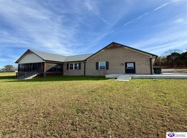 Heavenly Haven Drive, Horse Cave, Kentucky 42749, ,2 BathroomsBathrooms,For Sale,Heavenly Haven Drive,HK24004278