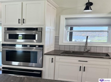 Heavenly Haven Drive, Horse Cave, Kentucky 42749, ,2 BathroomsBathrooms,For Sale,Heavenly Haven Drive,HK24004278