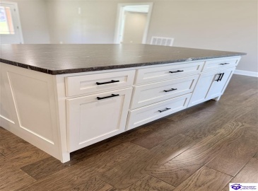 Heavenly Haven Drive, Horse Cave, Kentucky 42749, ,2 BathroomsBathrooms,For Sale,Heavenly Haven Drive,HK24004278