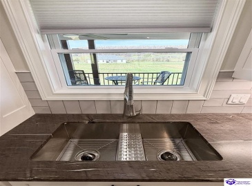 Heavenly Haven Drive, Horse Cave, Kentucky 42749, ,2 BathroomsBathrooms,For Sale,Heavenly Haven Drive,HK24004278