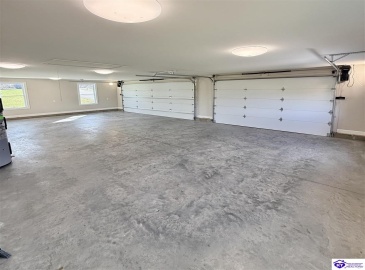 Heavenly Haven Drive, Horse Cave, Kentucky 42749, ,2 BathroomsBathrooms,For Sale,Heavenly Haven Drive,HK24004278