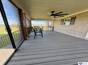 Heavenly Haven Drive, Horse Cave, Kentucky 42749, ,2 BathroomsBathrooms,For Sale,Heavenly Haven Drive,HK24004278