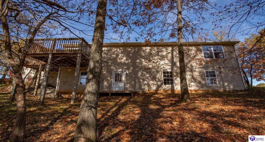 Thompson Road, Rineyville, Kentucky 40162, ,2 BathroomsBathrooms,For Sale,Thompson Road,HK24004279