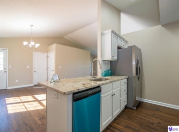 Thompson Road, Rineyville, Kentucky 40162, ,2 BathroomsBathrooms,For Sale,Thompson Road,HK24004279