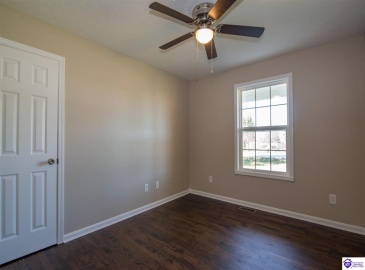 Thompson Road, Rineyville, Kentucky 40162, ,2 BathroomsBathrooms,For Sale,Thompson Road,HK24004279