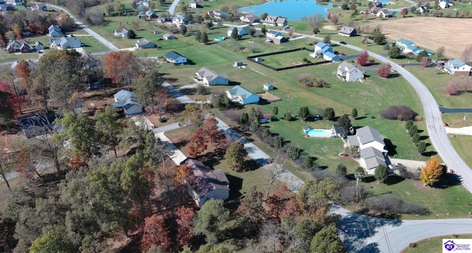 Thompson Road, Rineyville, Kentucky 40162, ,2 BathroomsBathrooms,For Sale,Thompson Road,HK24004279