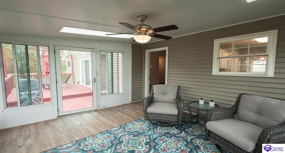 Amanda Jo Drive, Elizabethtown, Kentucky 42701, ,2 BathroomsBathrooms,For Sale,Amanda Jo Drive,HK24004280