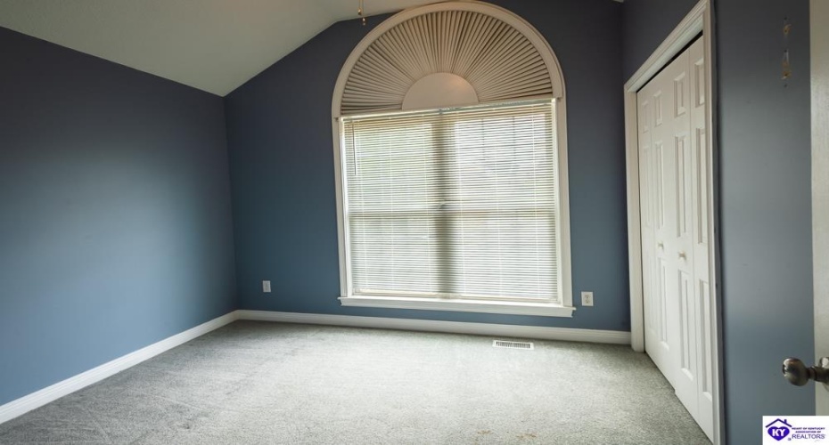 Amanda Jo Drive, Elizabethtown, Kentucky 42701, ,2 BathroomsBathrooms,For Sale,Amanda Jo Drive,HK24004280