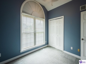 Amanda Jo Drive, Elizabethtown, Kentucky 42701, ,2 BathroomsBathrooms,For Sale,Amanda Jo Drive,HK24004280