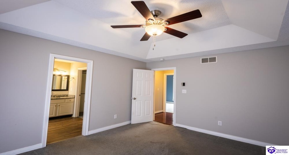 Amanda Jo Drive, Elizabethtown, Kentucky 42701, ,2 BathroomsBathrooms,For Sale,Amanda Jo Drive,HK24004280