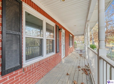 Cavalry Drive, Vine Grove, Kentucky 40175, ,3 BathroomsBathrooms,For Sale,Cavalry Drive,HK24004282