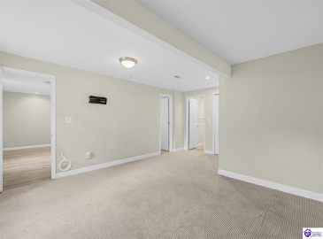 Cavalry Drive, Vine Grove, Kentucky 40175, ,3 BathroomsBathrooms,For Sale,Cavalry Drive,HK24004282