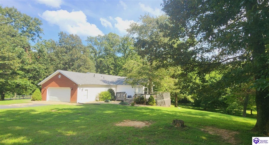 Cavalry Drive, Vine Grove, Kentucky 40175, ,3 BathroomsBathrooms,For Sale,Cavalry Drive,HK24004282