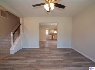 Church Street, Vine Grove, Kentucky 40175, ,3 BathroomsBathrooms,For Sale,Church Street,HK24004283