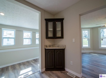 Church Street, Vine Grove, Kentucky 40175, ,3 BathroomsBathrooms,For Sale,Church Street,HK24004283