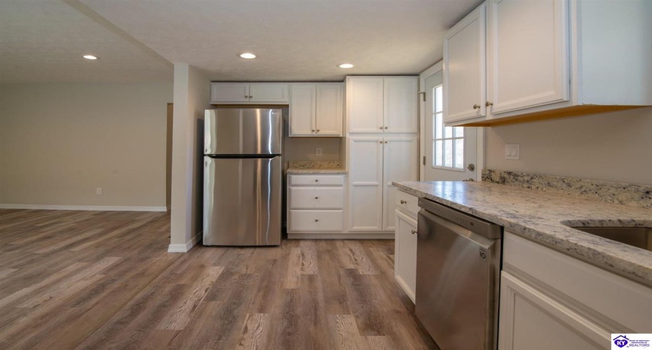 Church Street, Vine Grove, Kentucky 40175, ,3 BathroomsBathrooms,For Sale,Church Street,HK24004283