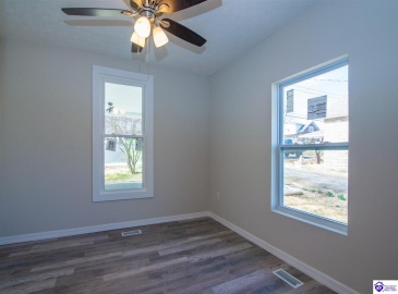 Church Street, Vine Grove, Kentucky 40175, ,3 BathroomsBathrooms,For Sale,Church Street,HK24004283