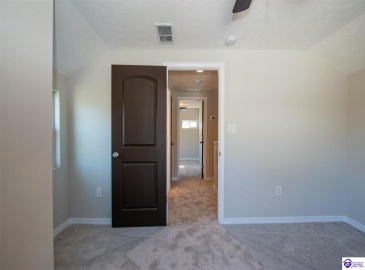 Church Street, Vine Grove, Kentucky 40175, ,3 BathroomsBathrooms,For Sale,Church Street,HK24004283