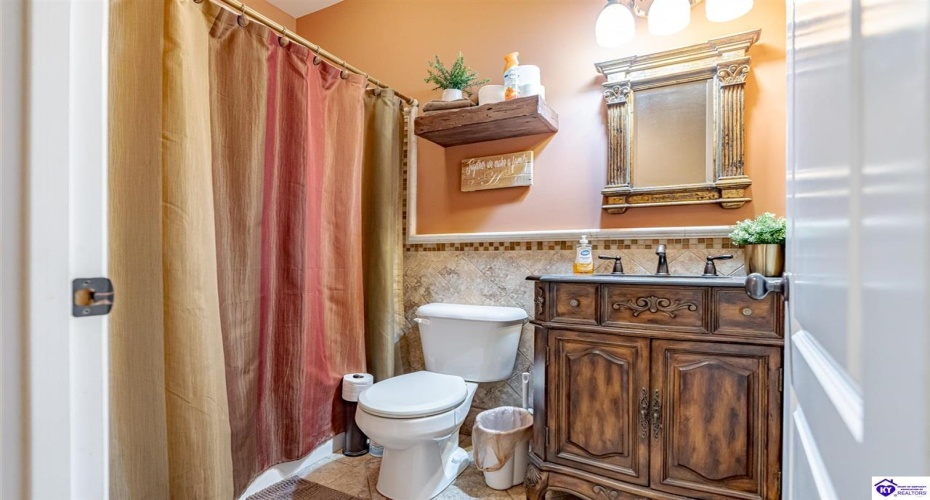 Highway 79, Brandenburg, Kentucky 40108, ,3 BathroomsBathrooms,For Sale,Highway 79,HK24004284