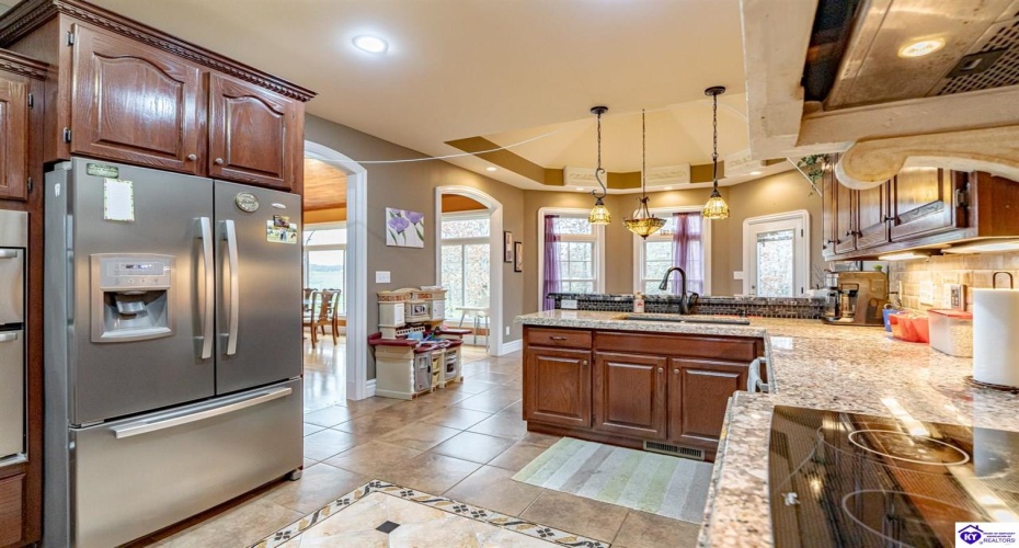 Highway 79, Brandenburg, Kentucky 40108, ,3 BathroomsBathrooms,For Sale,Highway 79,HK24004284