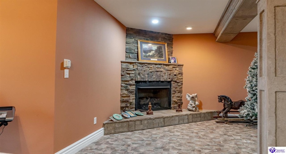 Highway 79, Brandenburg, Kentucky 40108, ,3 BathroomsBathrooms,For Sale,Highway 79,HK24004284