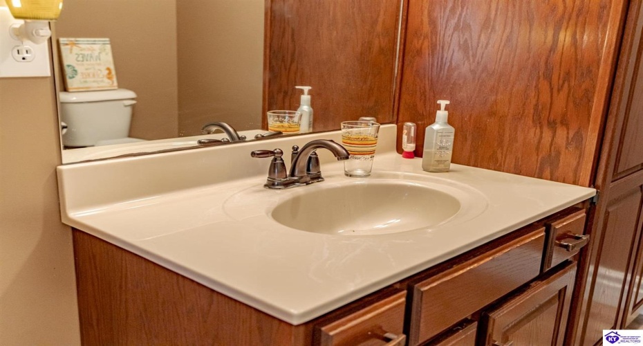 Highway 79, Brandenburg, Kentucky 40108, ,3 BathroomsBathrooms,For Sale,Highway 79,HK24004284