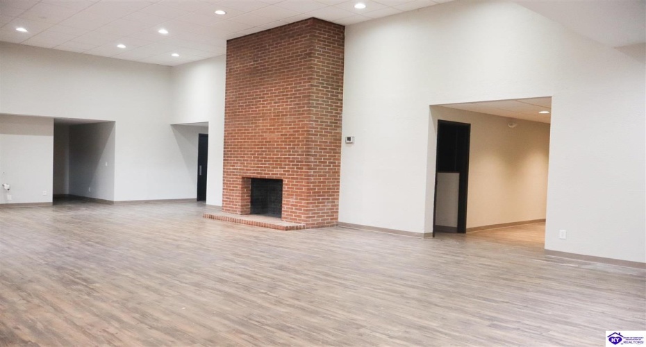 Dixie Avenue, Elizabethtown, Kentucky 42701, ,For Sale,Dixie Avenue,HK24004292