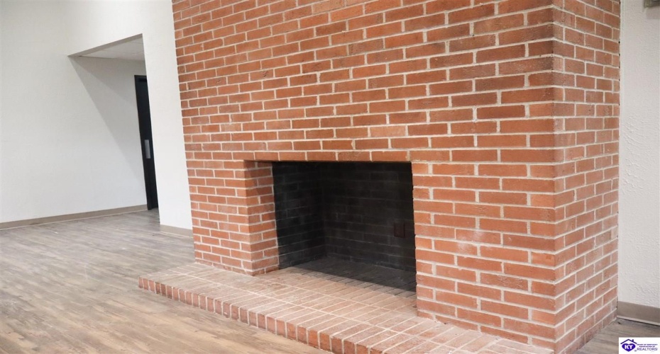 Dixie Avenue, Elizabethtown, Kentucky 42701, ,For Sale,Dixie Avenue,HK24004292