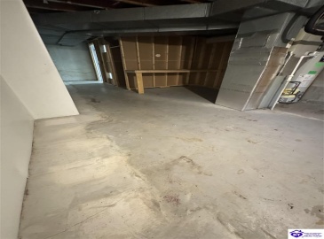 Commanche Drive, Elizabethtown, Kentucky 42701, ,3 BathroomsBathrooms,For Sale,Commanche Drive,HK24003913