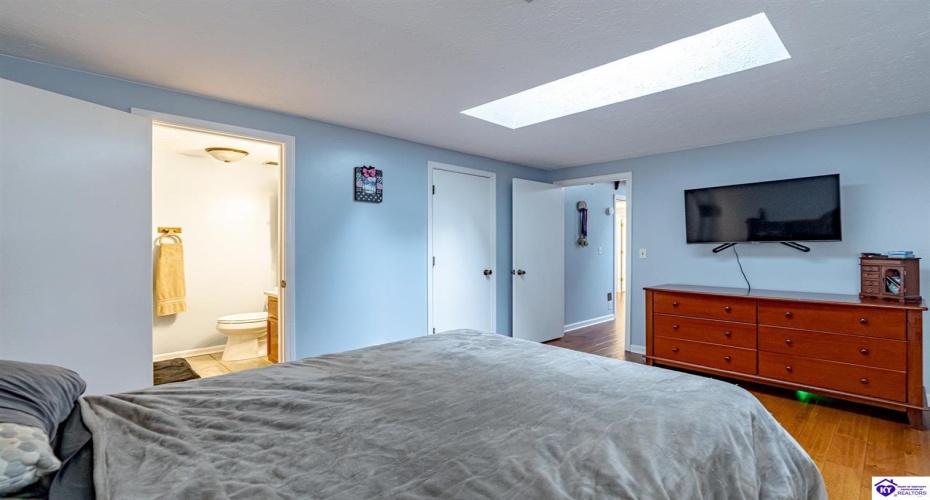 McCrary Road, Guston, Kentucky 40142, ,2 BathroomsBathrooms,For Sale,McCrary Road,HK24004288