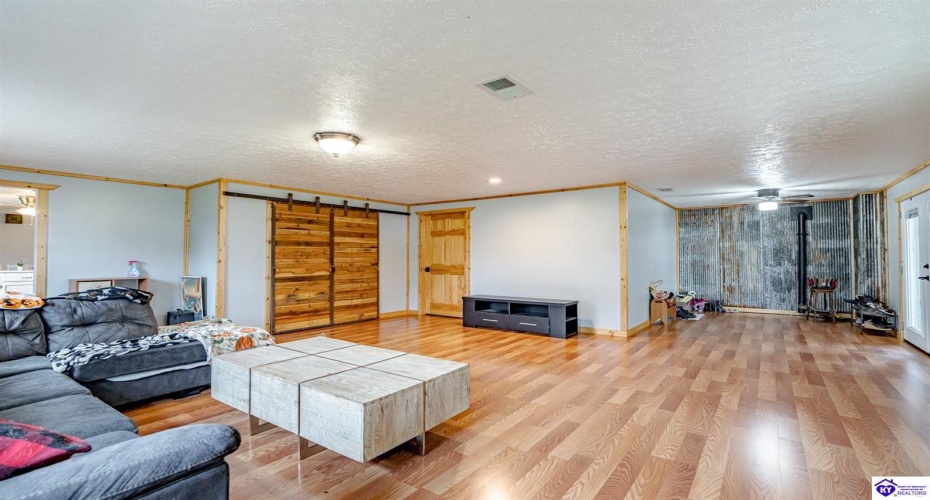 McCrary Road, Guston, Kentucky 40142, ,2 BathroomsBathrooms,For Sale,McCrary Road,HK24004288