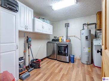 McCrary Road, Guston, Kentucky 40142, ,2 BathroomsBathrooms,For Sale,McCrary Road,HK24004288