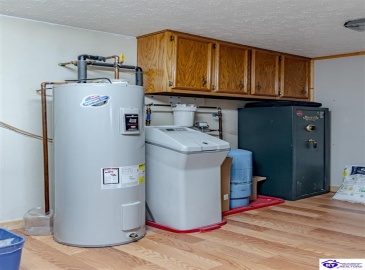 McCrary Road, Guston, Kentucky 40142, ,2 BathroomsBathrooms,For Sale,McCrary Road,HK24004288