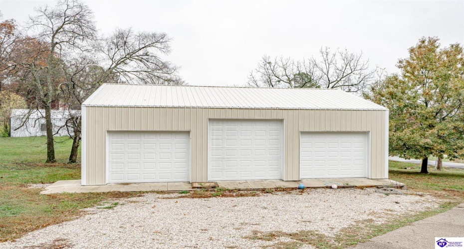 McCrary Road, Guston, Kentucky 40142, ,2 BathroomsBathrooms,For Sale,McCrary Road,HK24004288