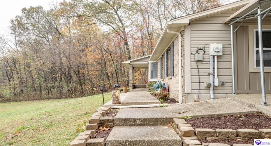 McCrary Road, Guston, Kentucky 40142, ,2 BathroomsBathrooms,For Sale,McCrary Road,HK24004288