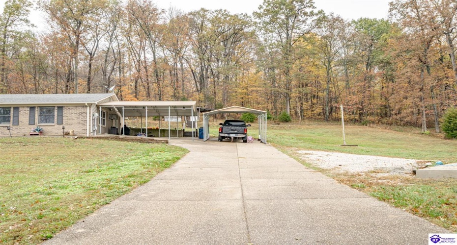 McCrary Road, Guston, Kentucky 40142, ,2 BathroomsBathrooms,For Sale,McCrary Road,HK24004288