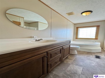 Shale Lane, Rineyville, Kentucky 40161, ,2 BathroomsBathrooms,For Sale,Shale Lane,HK24004289