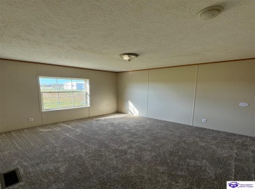 Shale Lane, Rineyville, Kentucky 40161, ,2 BathroomsBathrooms,For Sale,Shale Lane,HK24004289