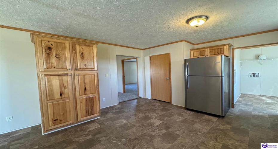 Shale Lane, Rineyville, Kentucky 40161, ,2 BathroomsBathrooms,For Sale,Shale Lane,HK24004289