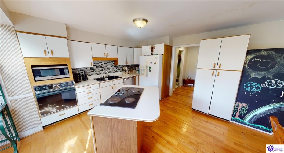 Otter Creek Road, Vine Grove, Kentucky 40175, ,3 BathroomsBathrooms,For Sale,Otter Creek Road,HK24004291