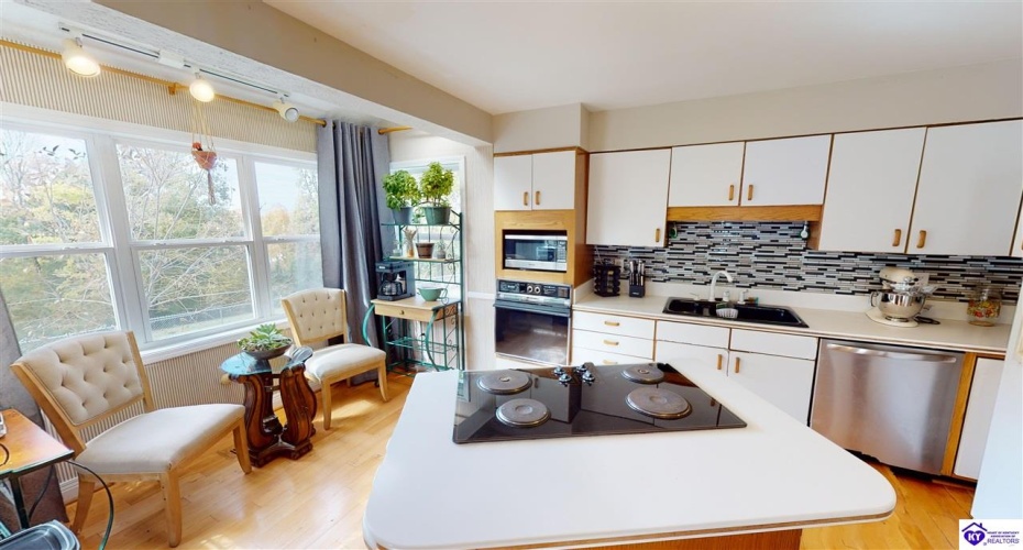 Otter Creek Road, Vine Grove, Kentucky 40175, ,3 BathroomsBathrooms,For Sale,Otter Creek Road,HK24004291